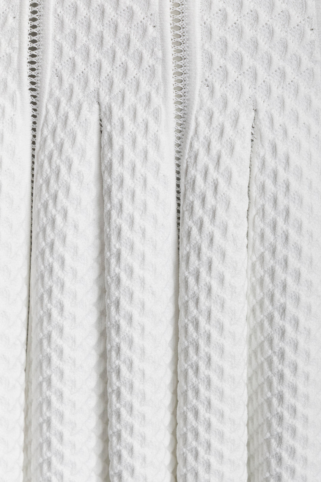 Robe évasée en maille blanche ALAIA