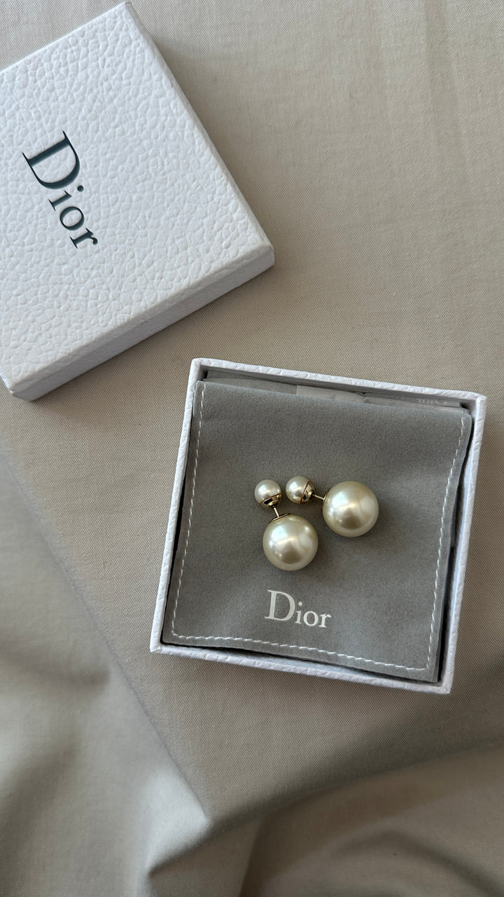 CHRISTIAN DIOR Tribale Earrings Pearl