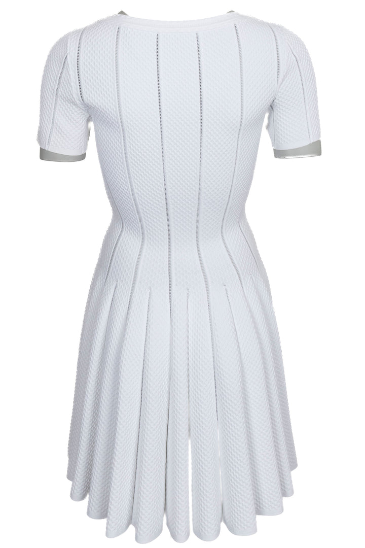 Robe évasée en maille blanche ALAIA