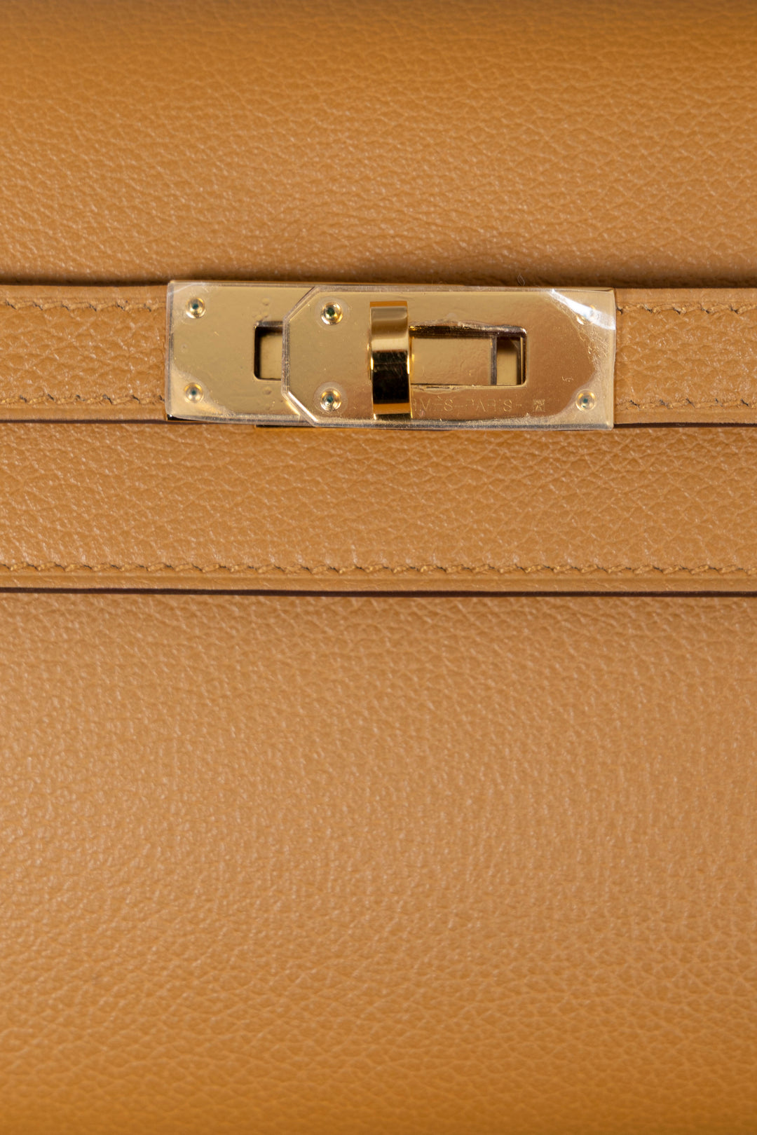 HERMÈS Kelly To Go Evercolor Caramel