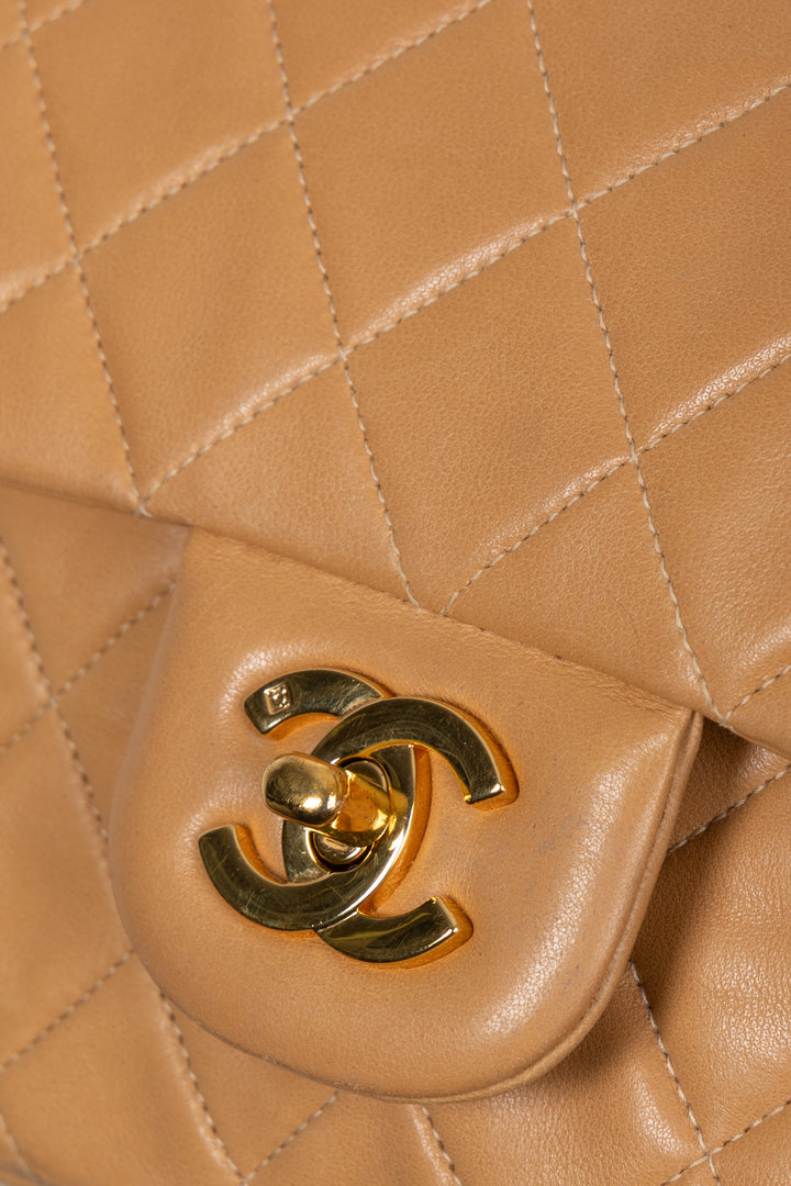 CHANEL Vintage Medium Double Flap Beige