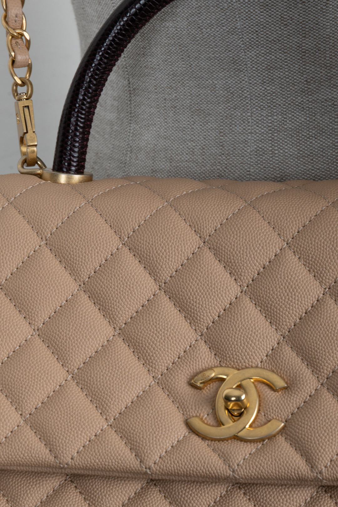 CHANEL Coco Handle Bag Caviar Lizard Beige