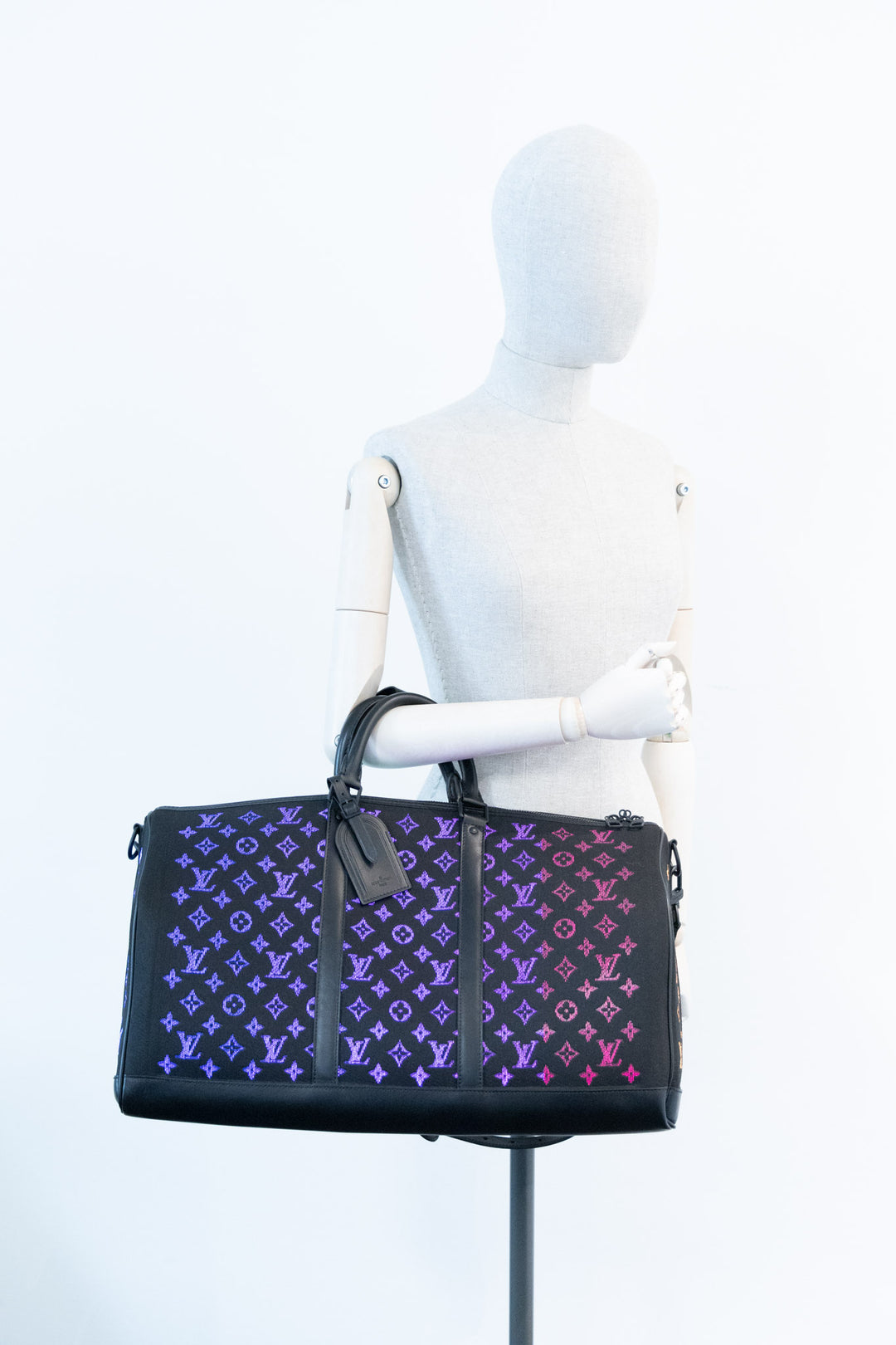 LOUIS VUITTON Light Up Keepall 50 Noir