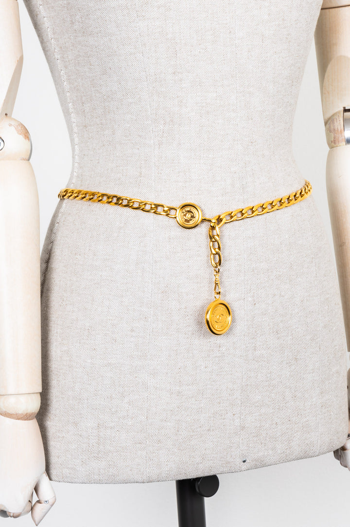 CHANEL Chain Belt with Pendant Gold