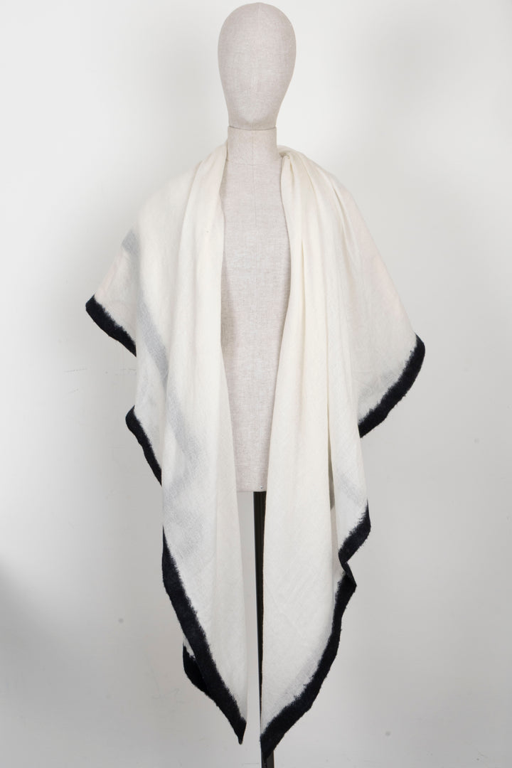 CHANEL CC Scarf Cashmere White