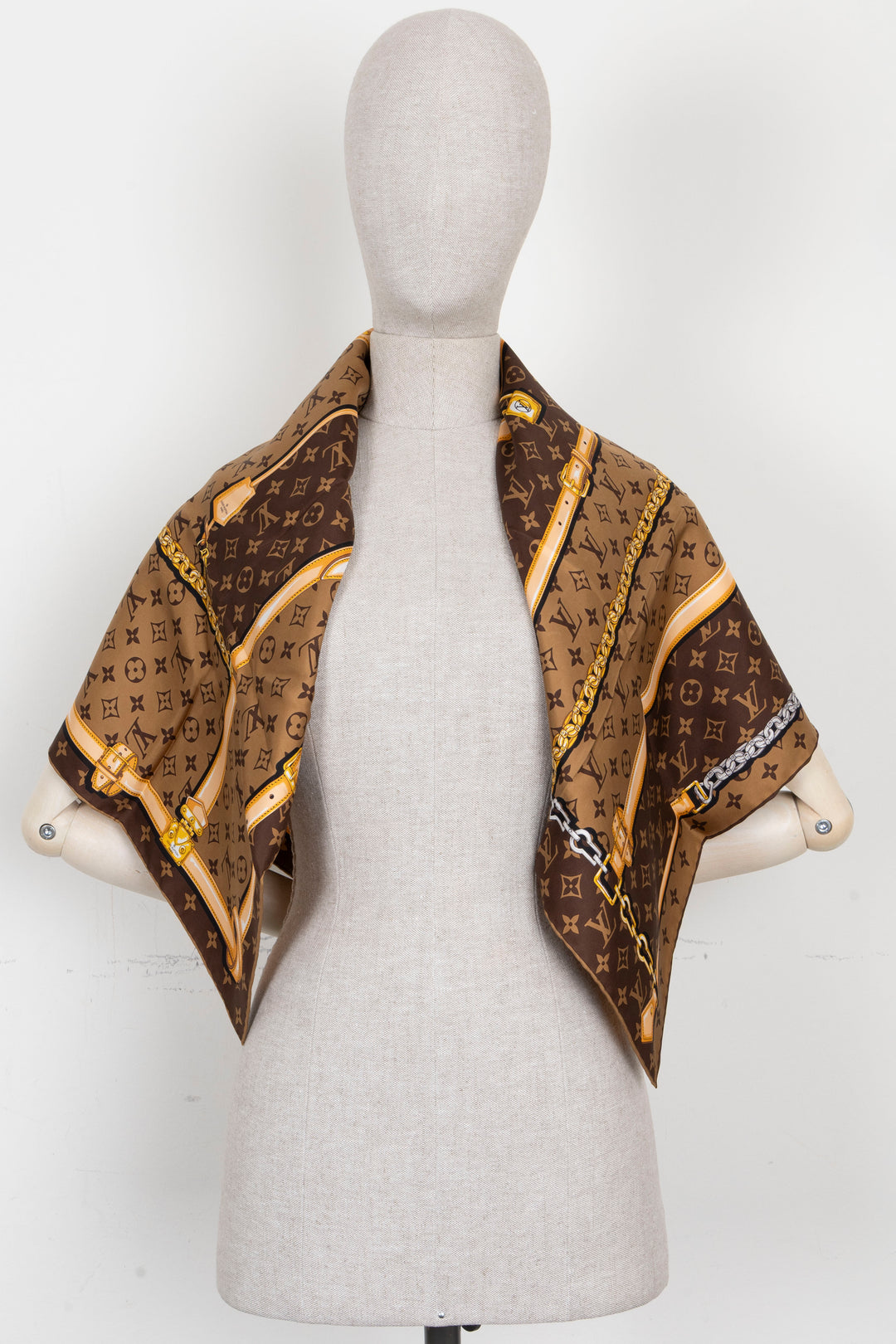 LOUIS VUITTON Confidential Carre 90 Silk Brown