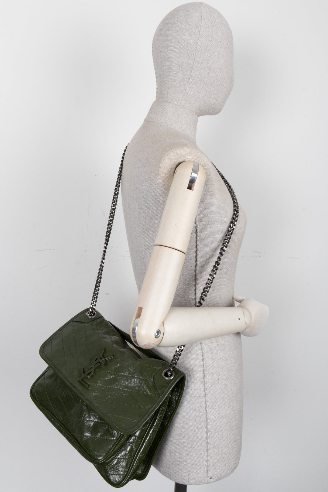 SAINT LAURENT Sac Niki moyen vert verni