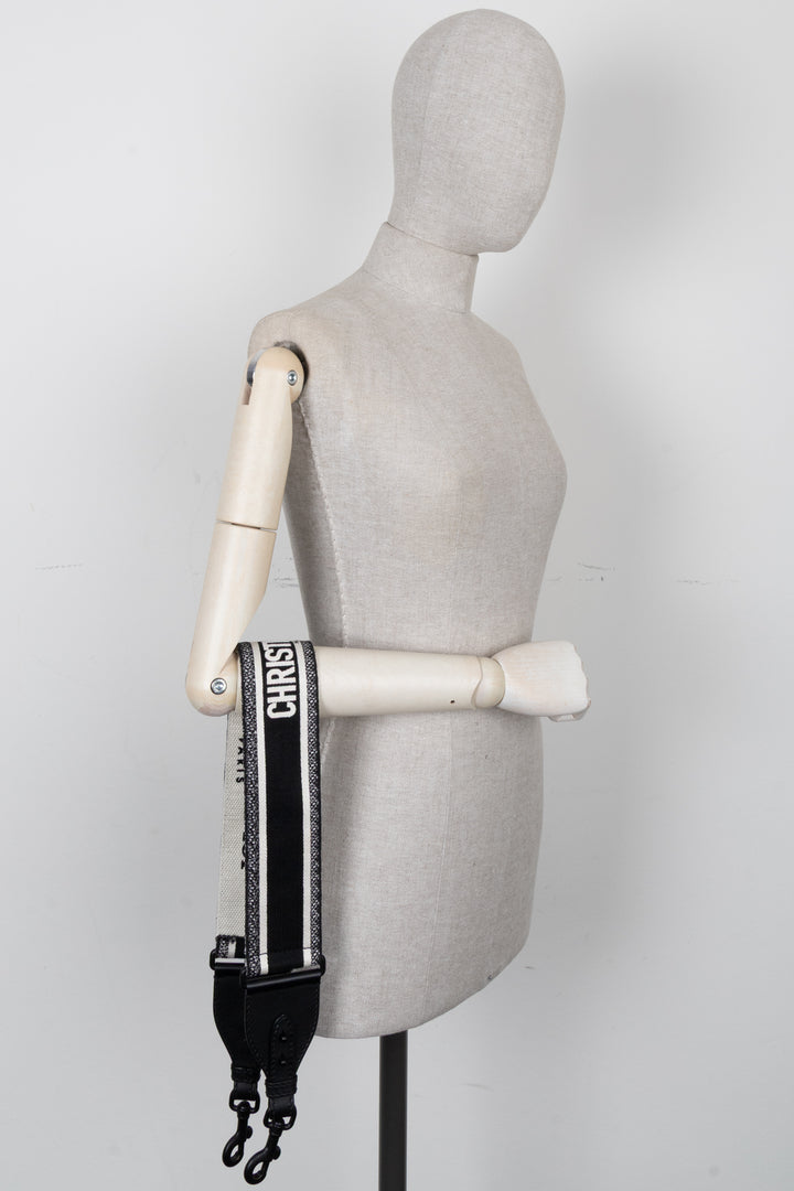 CHRISTIAN DIOR Shoulder Strap Canvas Black