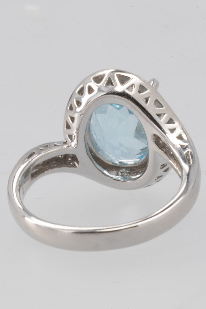 VINTAGE JEWELRY Topaz Diamond Cocktail Ring Platinum