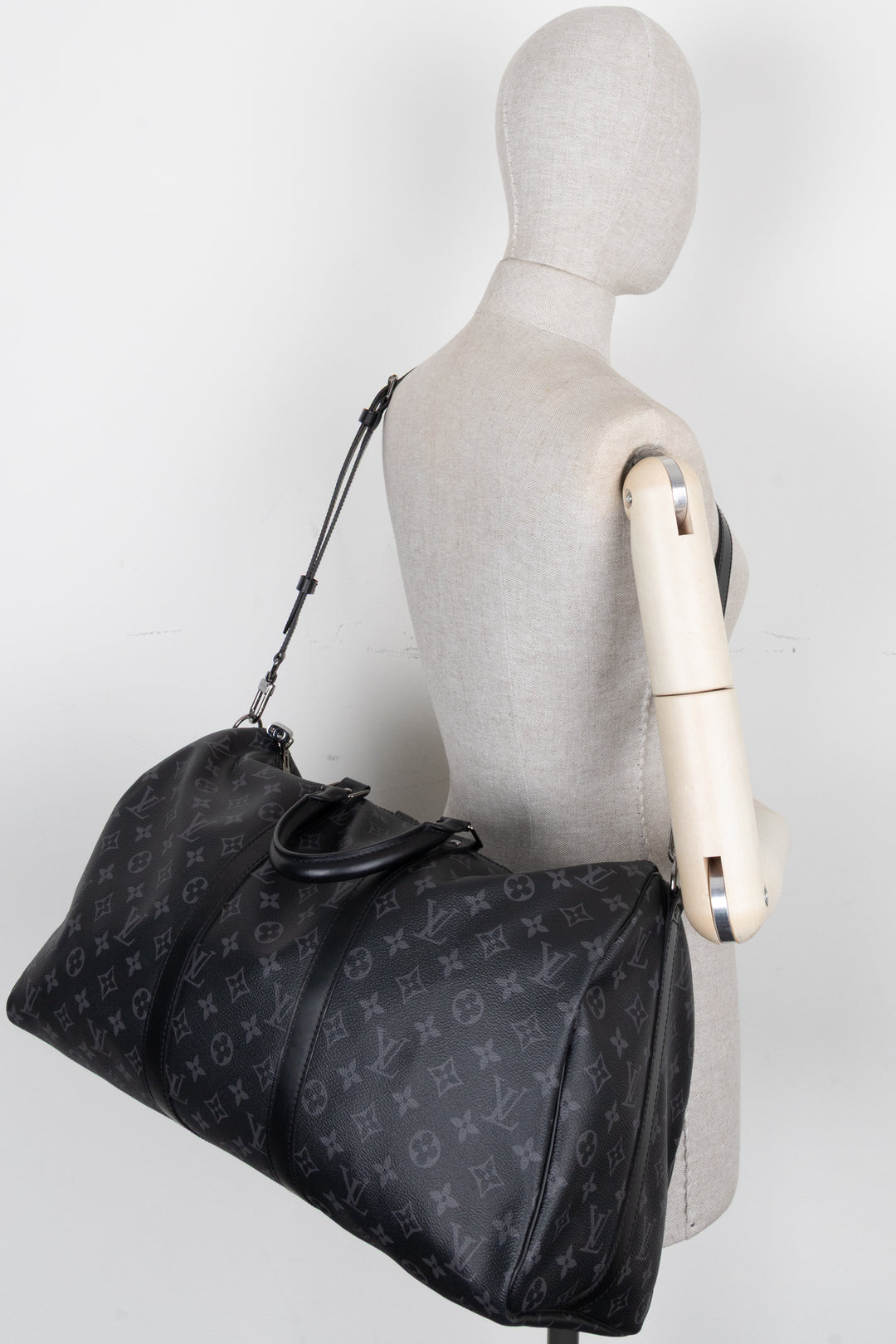 LOUIS VUITTON Keepall 45 Bandouliere MNG Eclipse