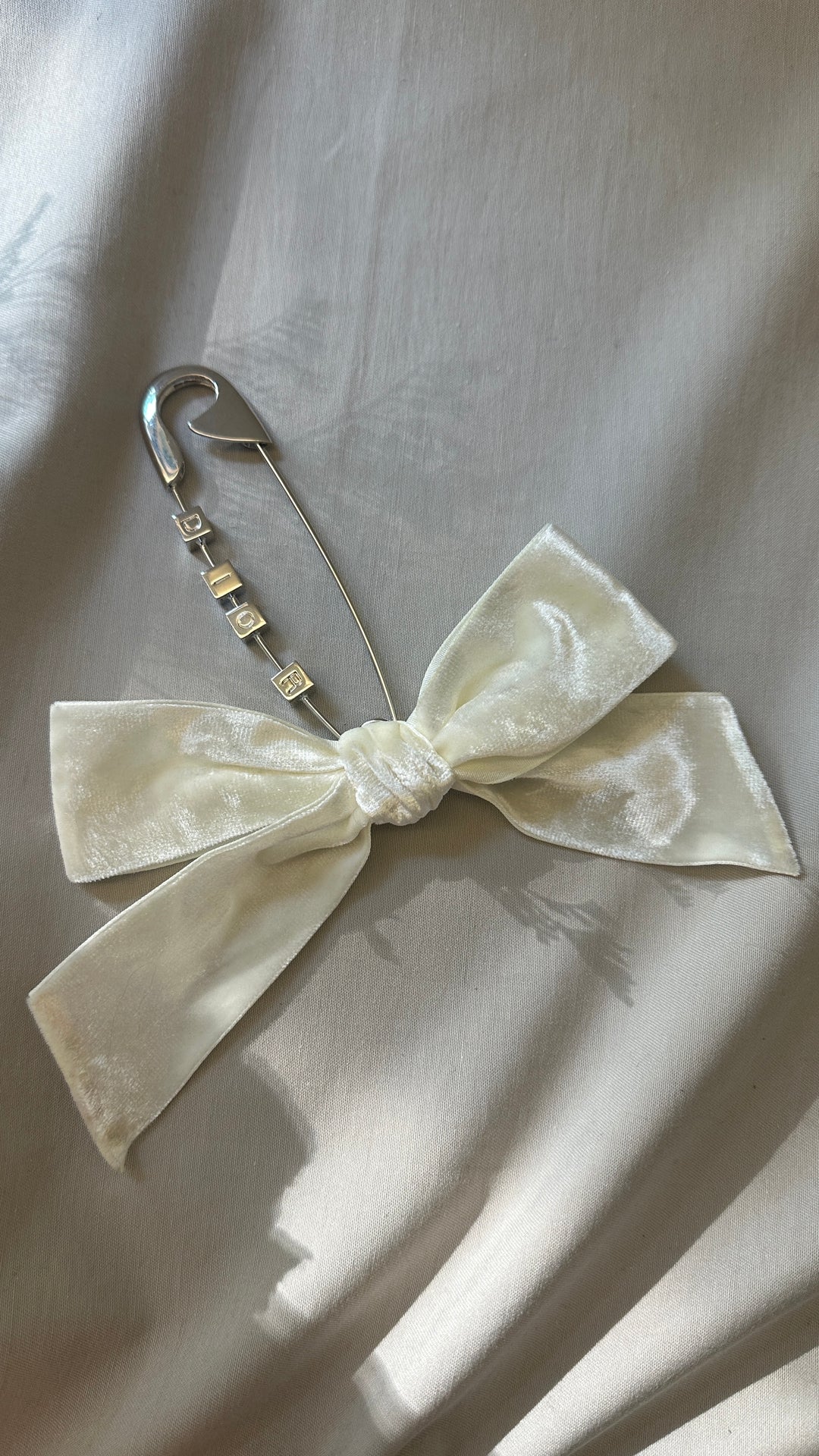 CHRISTIAN DIOR Pin Bow Brooch Velvet