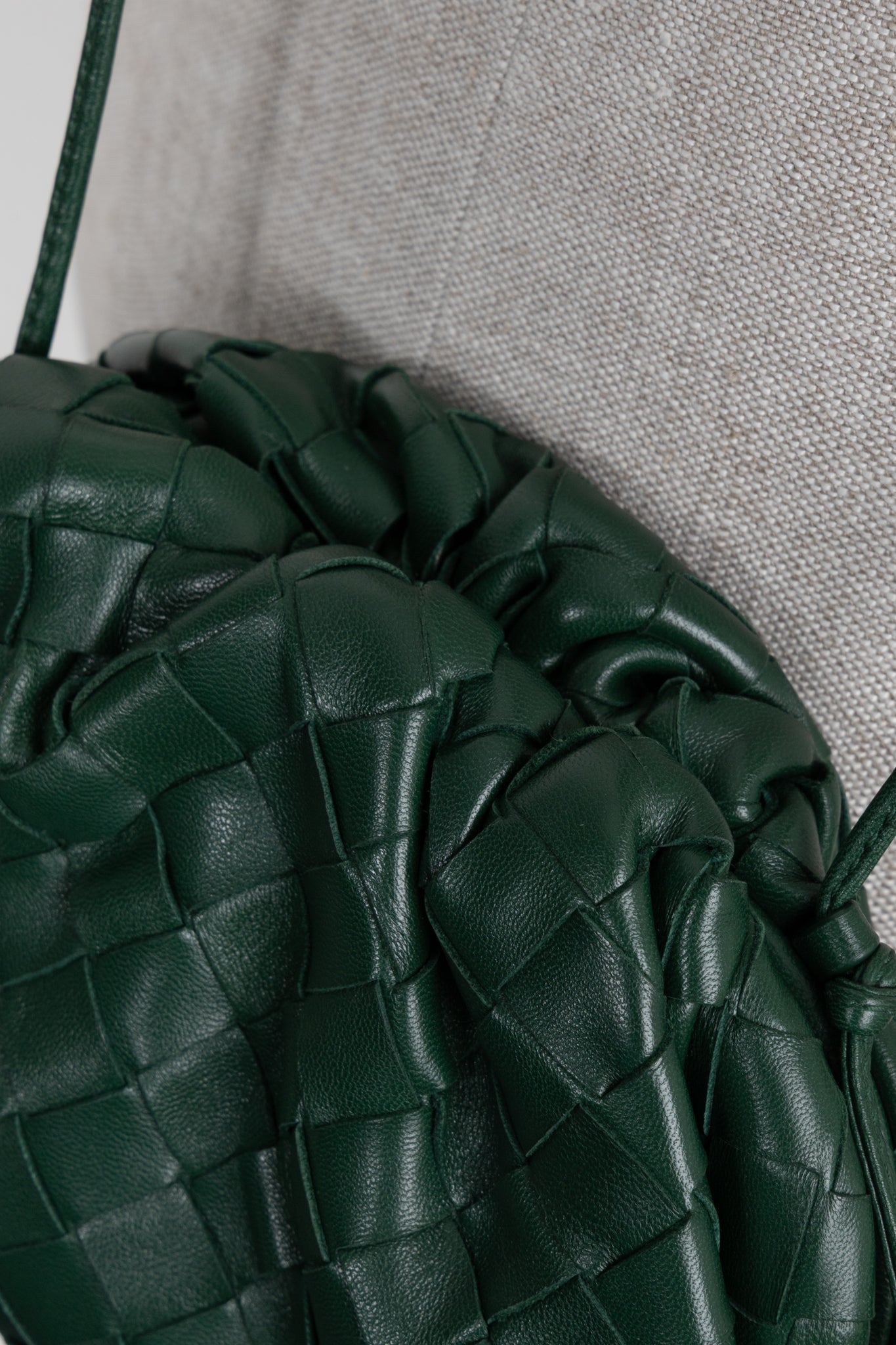 BOTTEGA VENETA The Mini Pouch Intrecciato Green – REAWAKE
