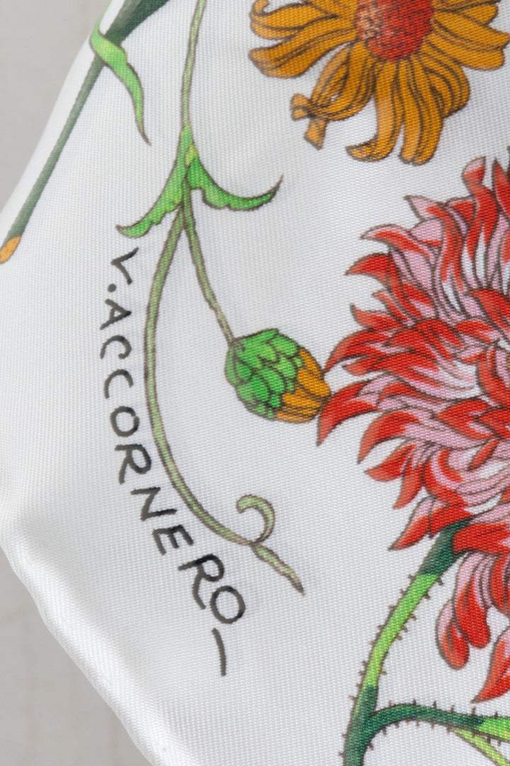 GUCCI Flora 90 Carré Soie Multicolore Blanc