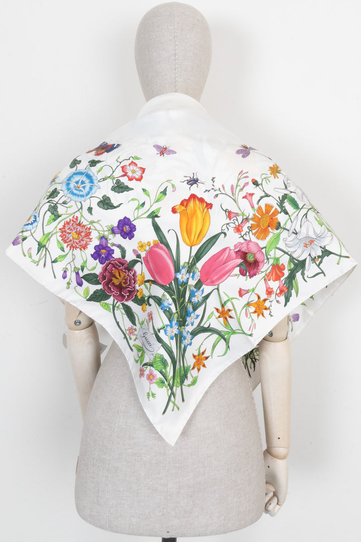 GUCCI Flora 90 Carré Soie Multicolore Blanc