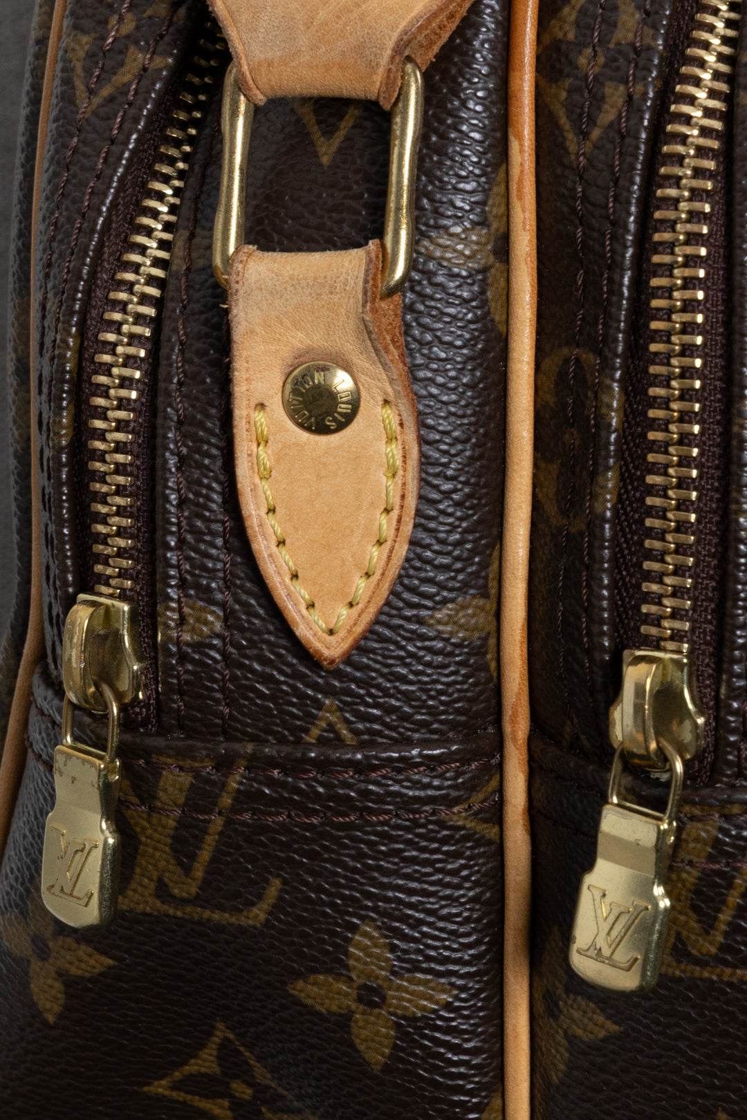 LOUIS VUITTON Reporter Bag PM MNG