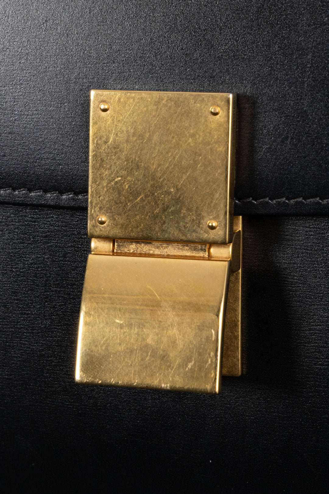 CÉLINE Sac bandoulière Classic Medium Box noir