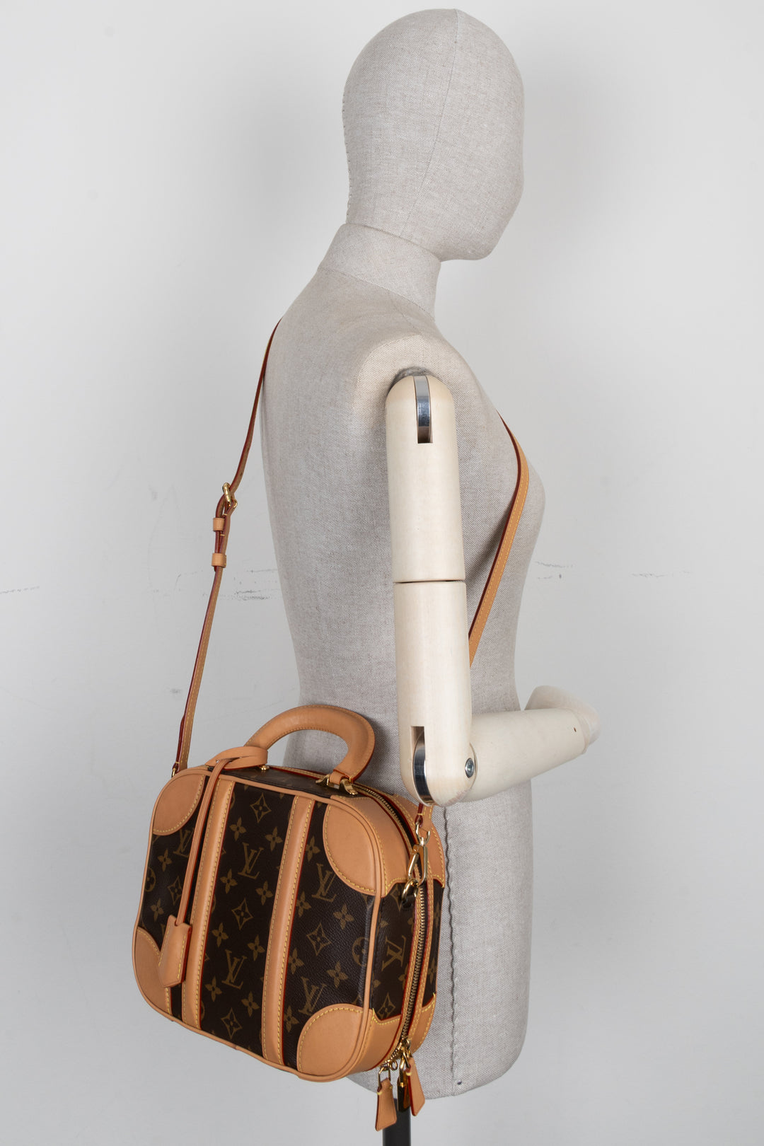 LOUIS VUITTON Valisette PM Crossbody Vanity Case MNG Canvas