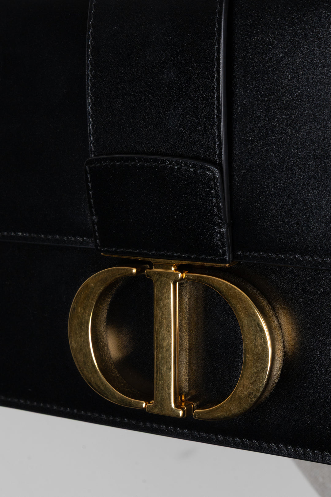 CHRISTIAN DIOR Montaigne 30 Crossbody Bag Black