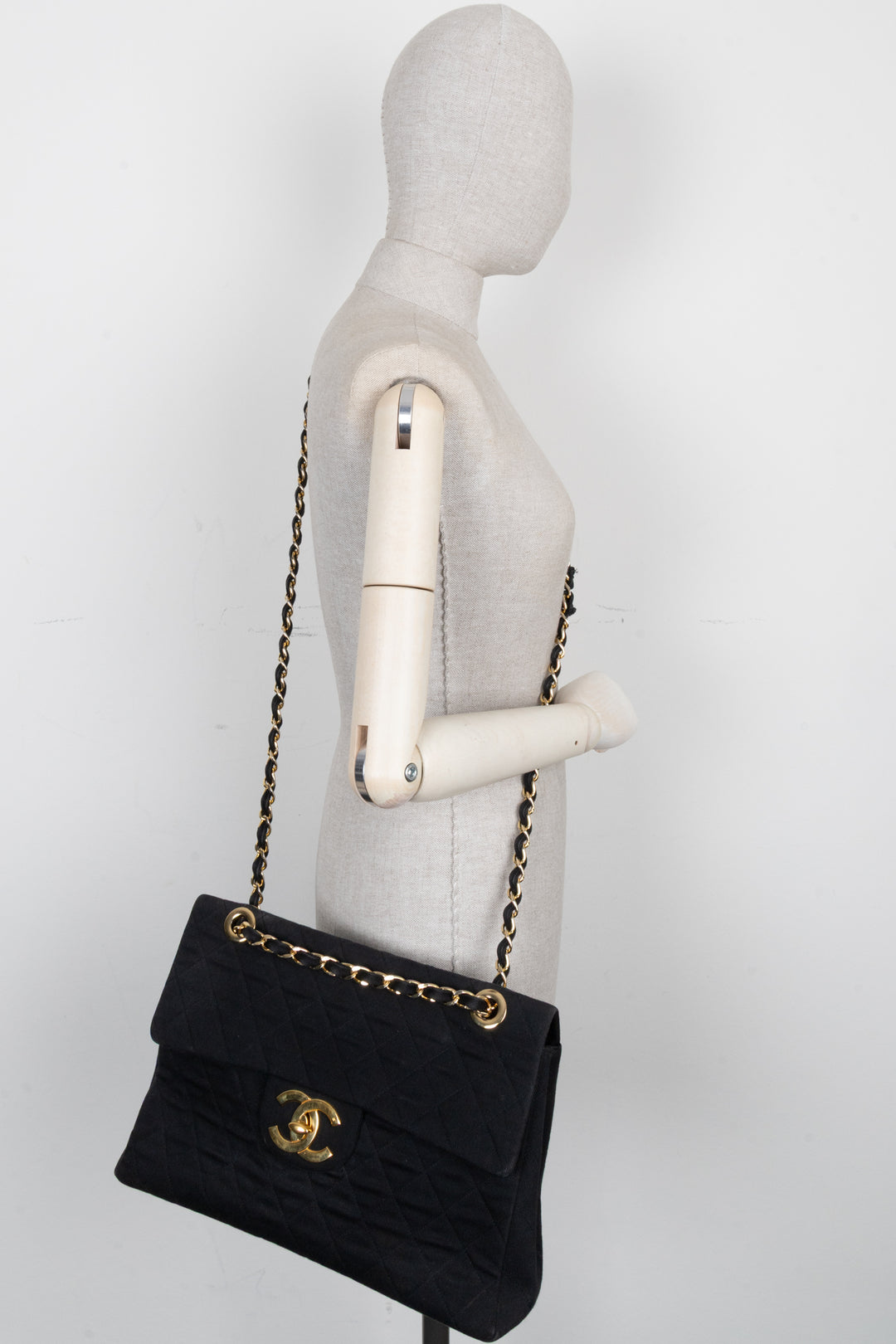 CHANEL Single Flap Bag Maxi Denim Black