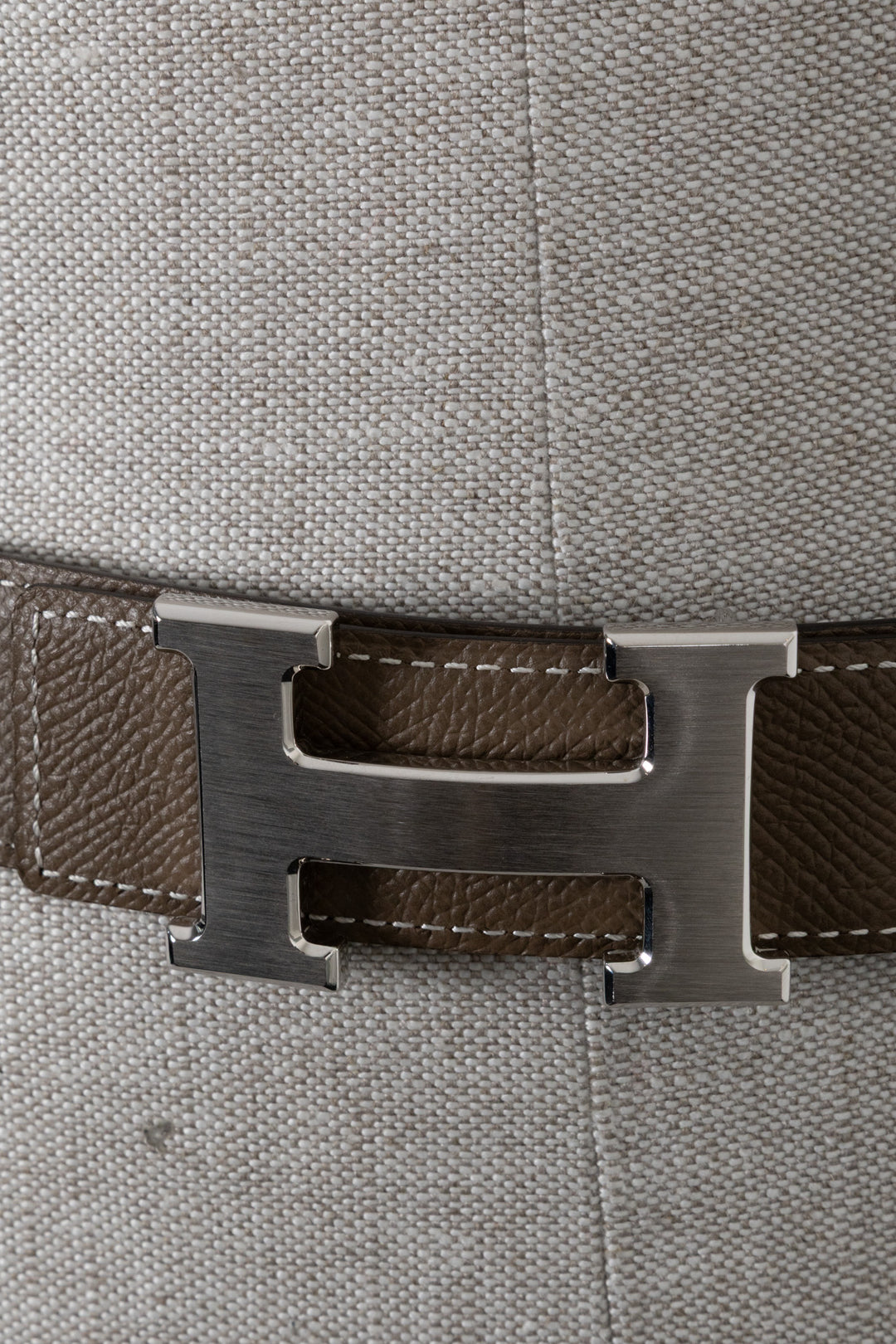 HERMÈS Constance H 32 Belt Palladium Etoupe Noir