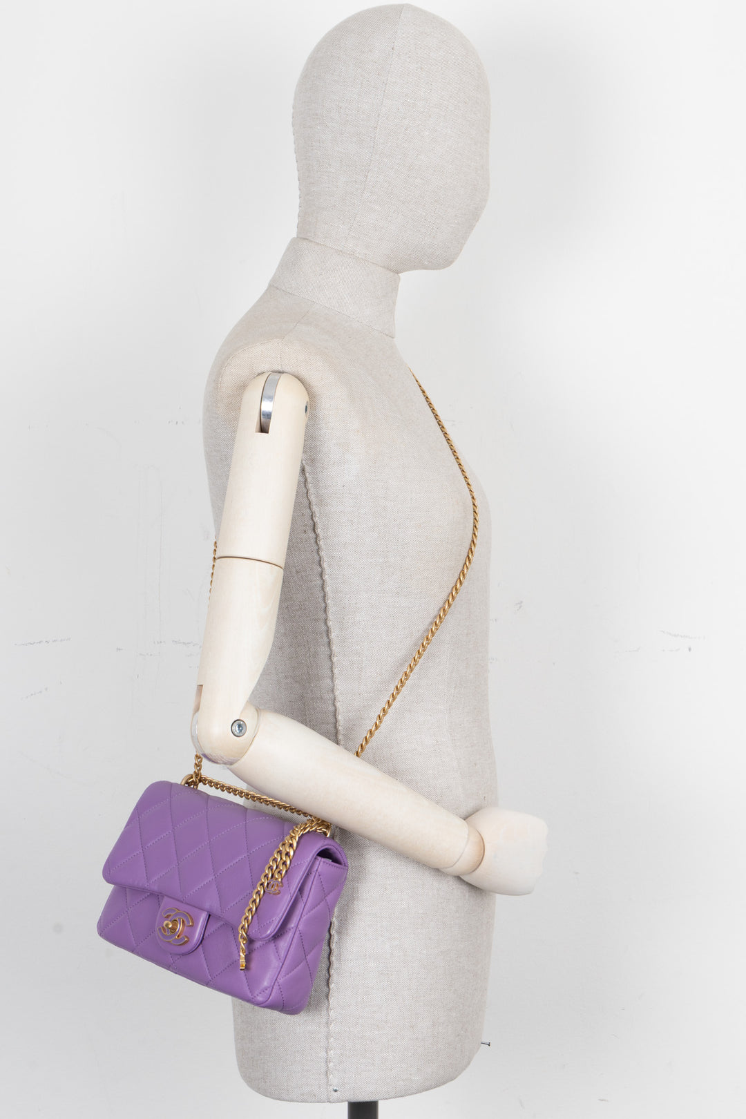 CHANEL Single Flap Bag Small Lilac
