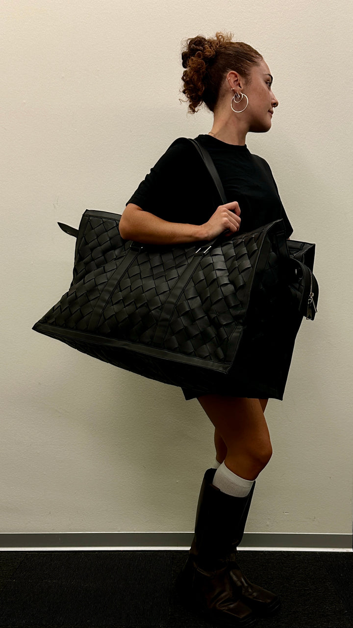 BOTTEGA VENETA Hold All Duffle Intrecciato Black