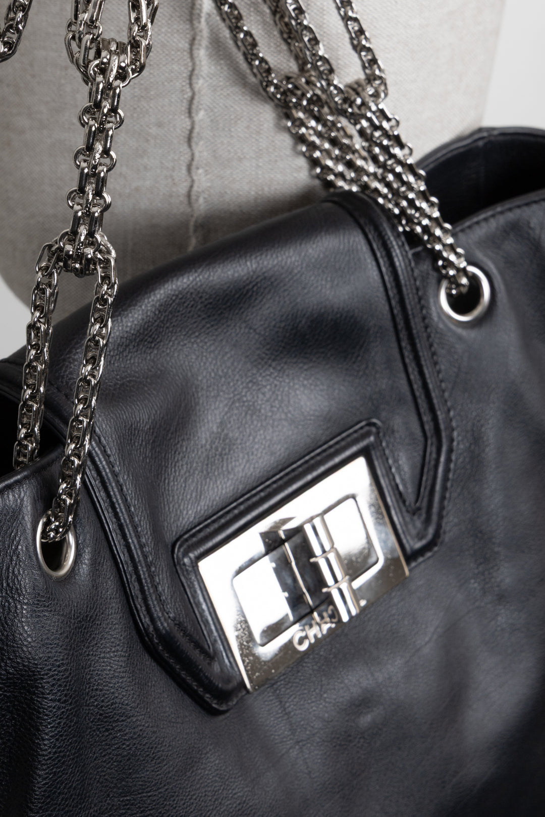 CHANEL Mademoiselle Turnlock Tote Bag Black