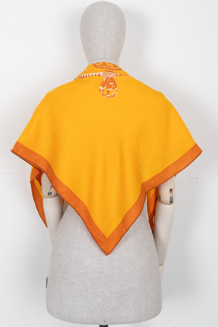 HERMÈS Encadre Blason 90 Scarf Orange