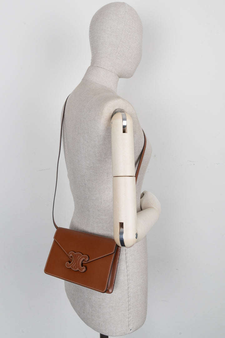 CELINE Triomphe Wallet On Chain Brown