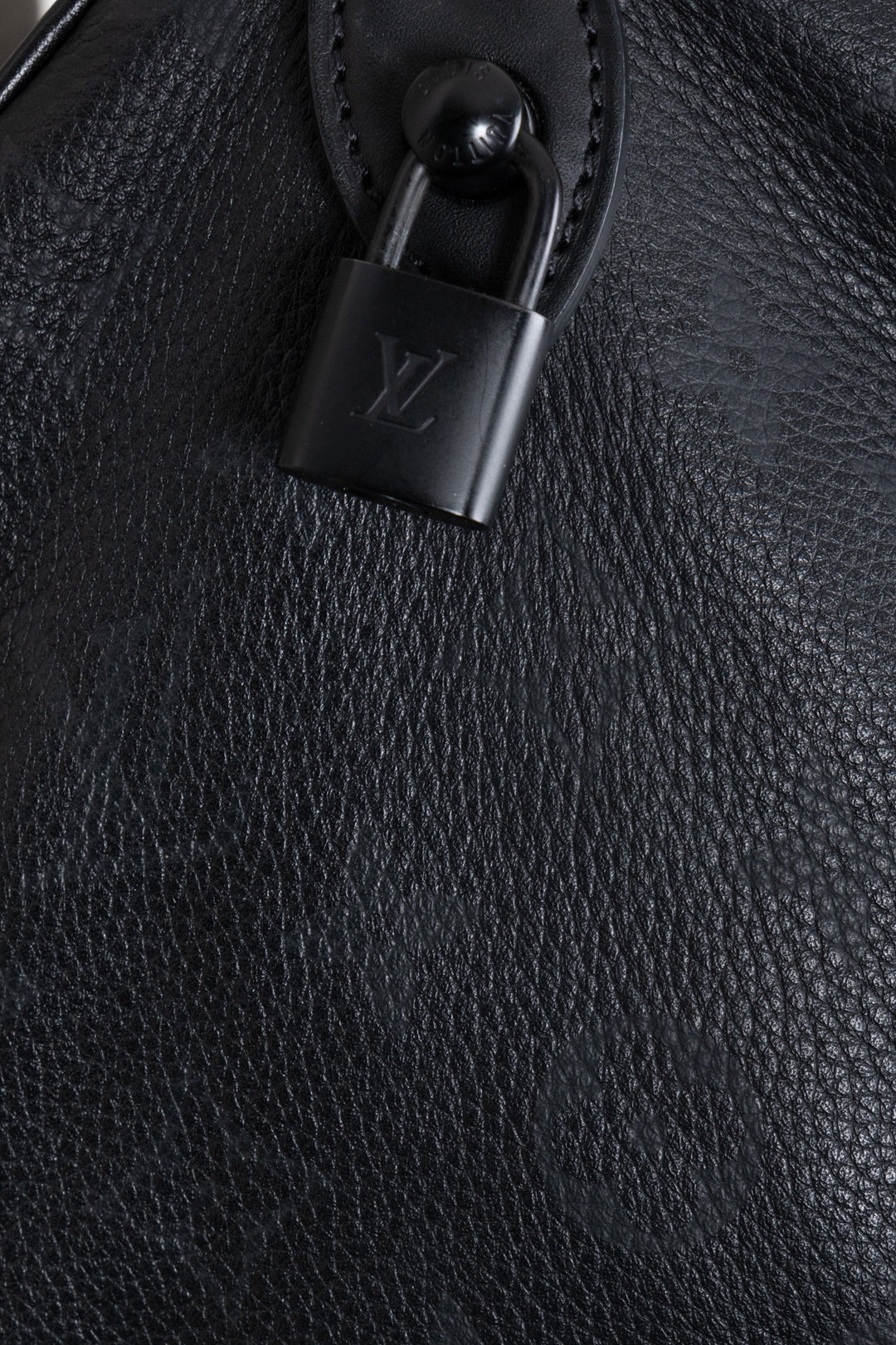 LOUIS VUITTON Speedy P9 Bandouliere 30 Leather Ultra Black