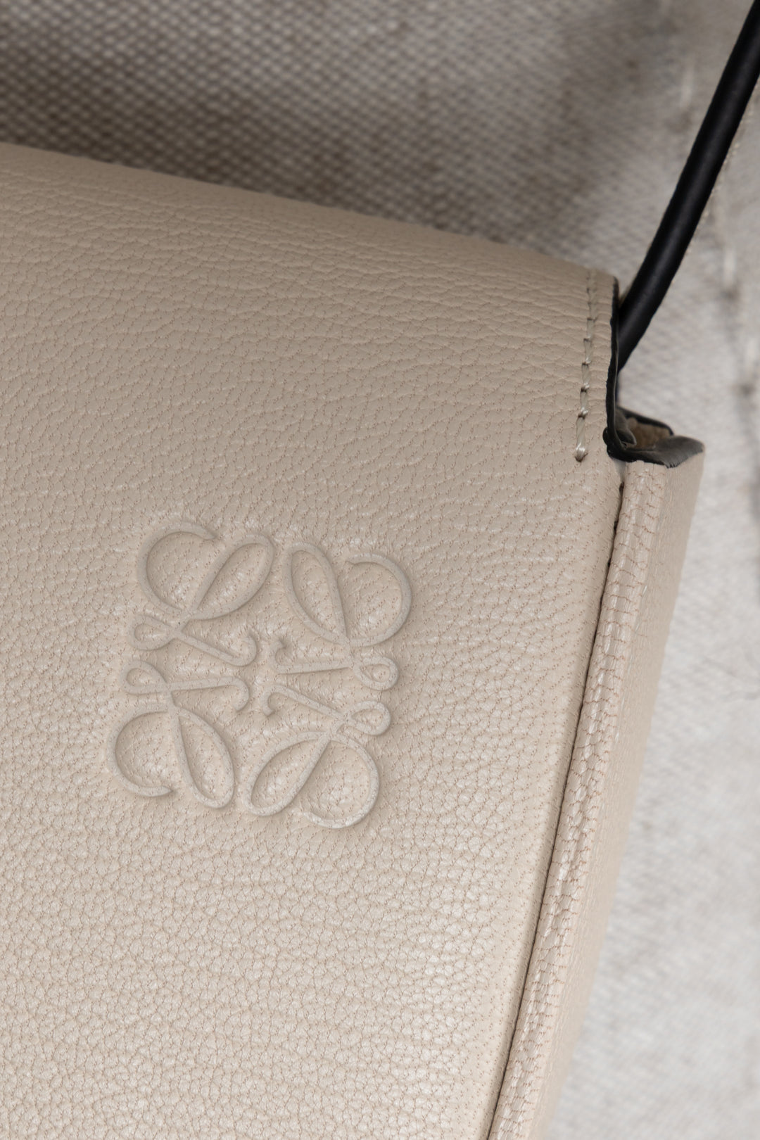 LOEWE Heel Duo Crossbody Bag Soft White