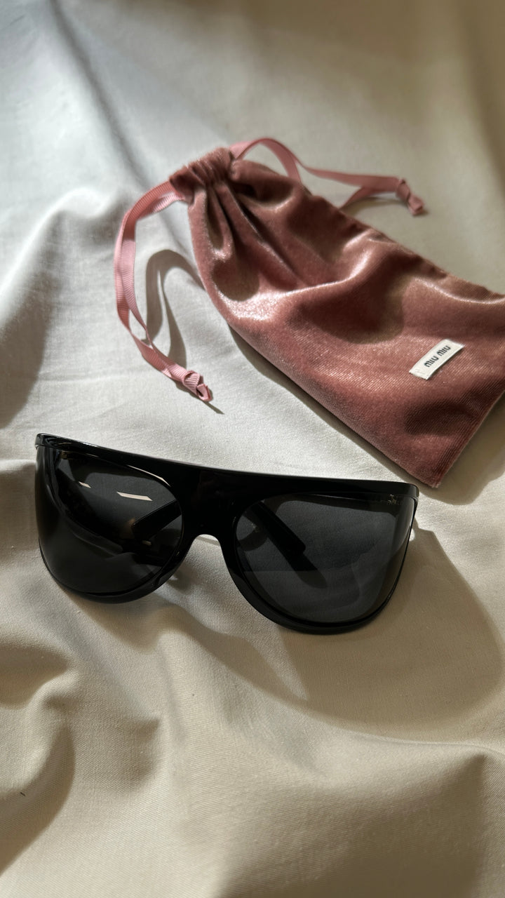 MIUMIU SMU A01 Sunglasses Black