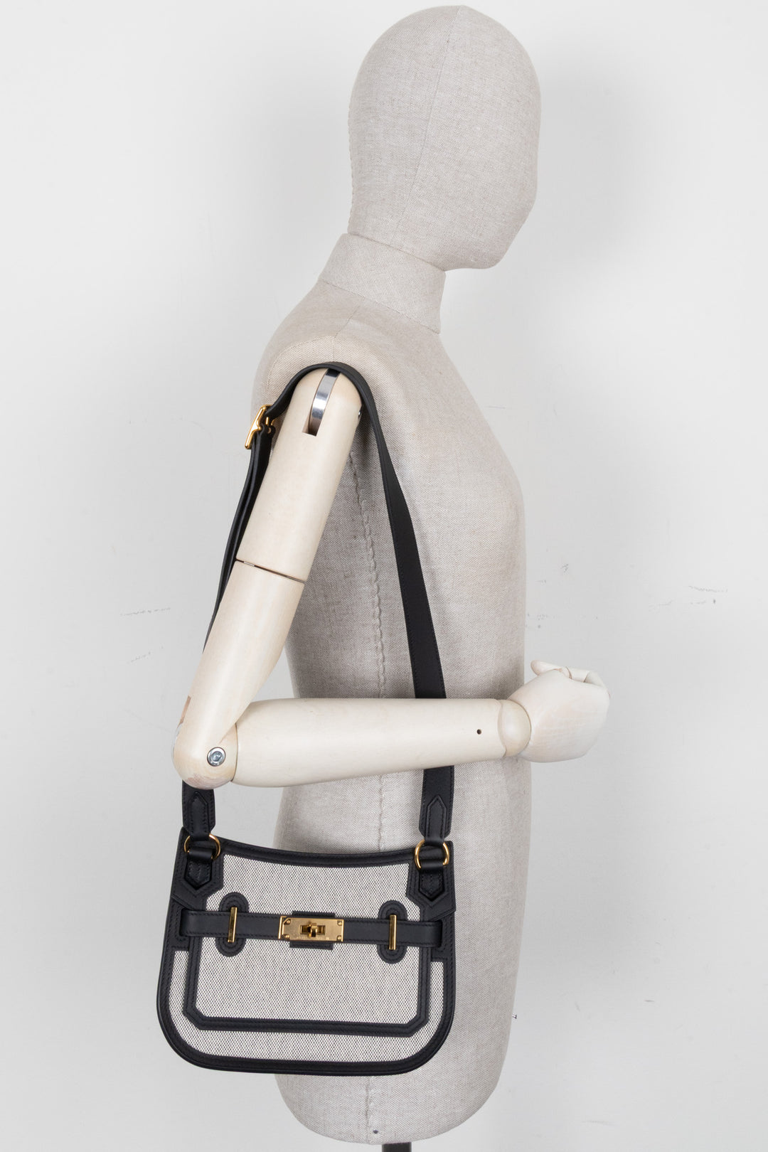 HERMÈS Jypsiere Petit Toile Cuir Écru Noir