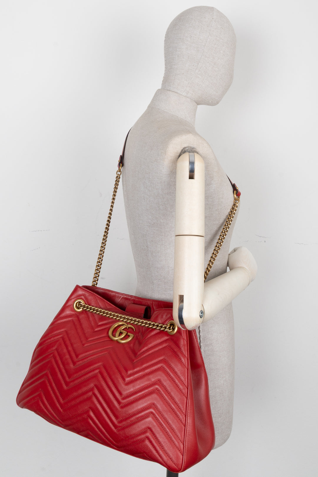 GUCCI Marmont Tote Bag Red