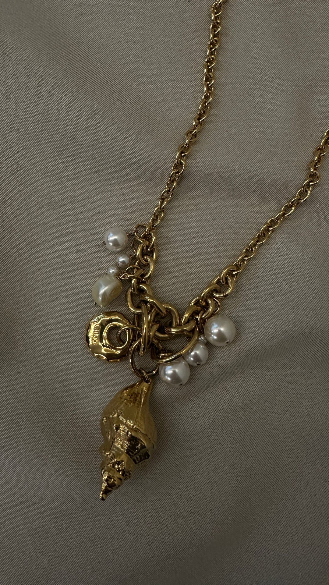CHLOÉ Shell Pearl Necklace Gold