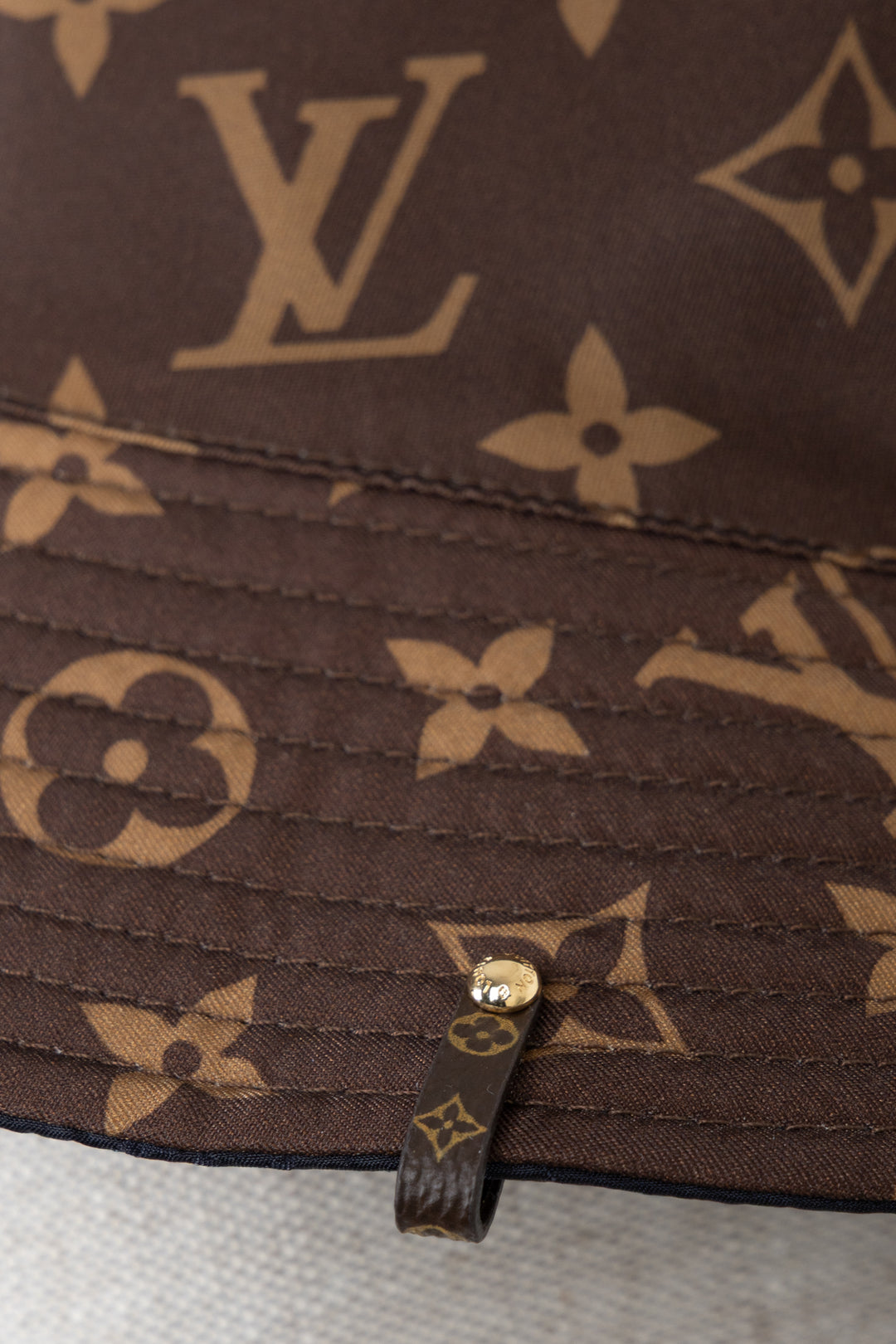 LOUIS VUITTON Reversible Bucket Hat MNG