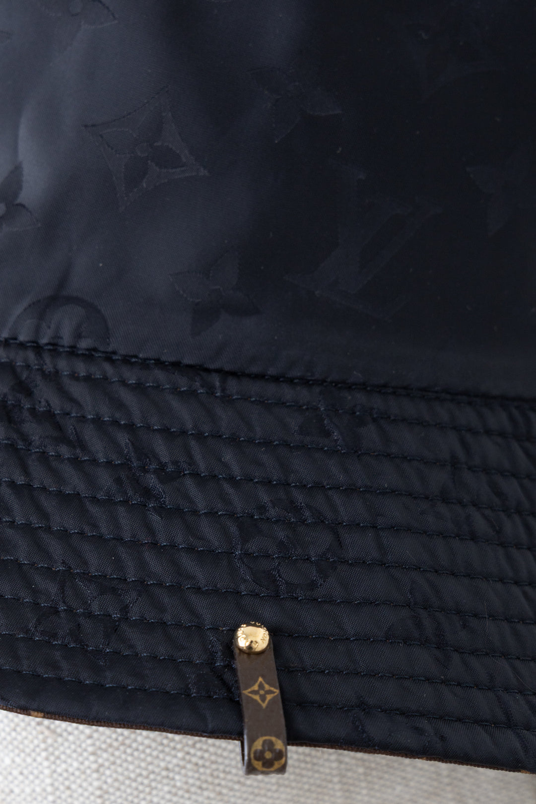 LOUIS VUITTON Reversible Bucket Hat MNG