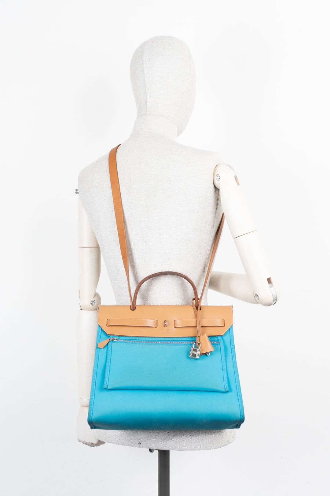 HERMÈS Herbag 31 Turquoise With Tan Leather