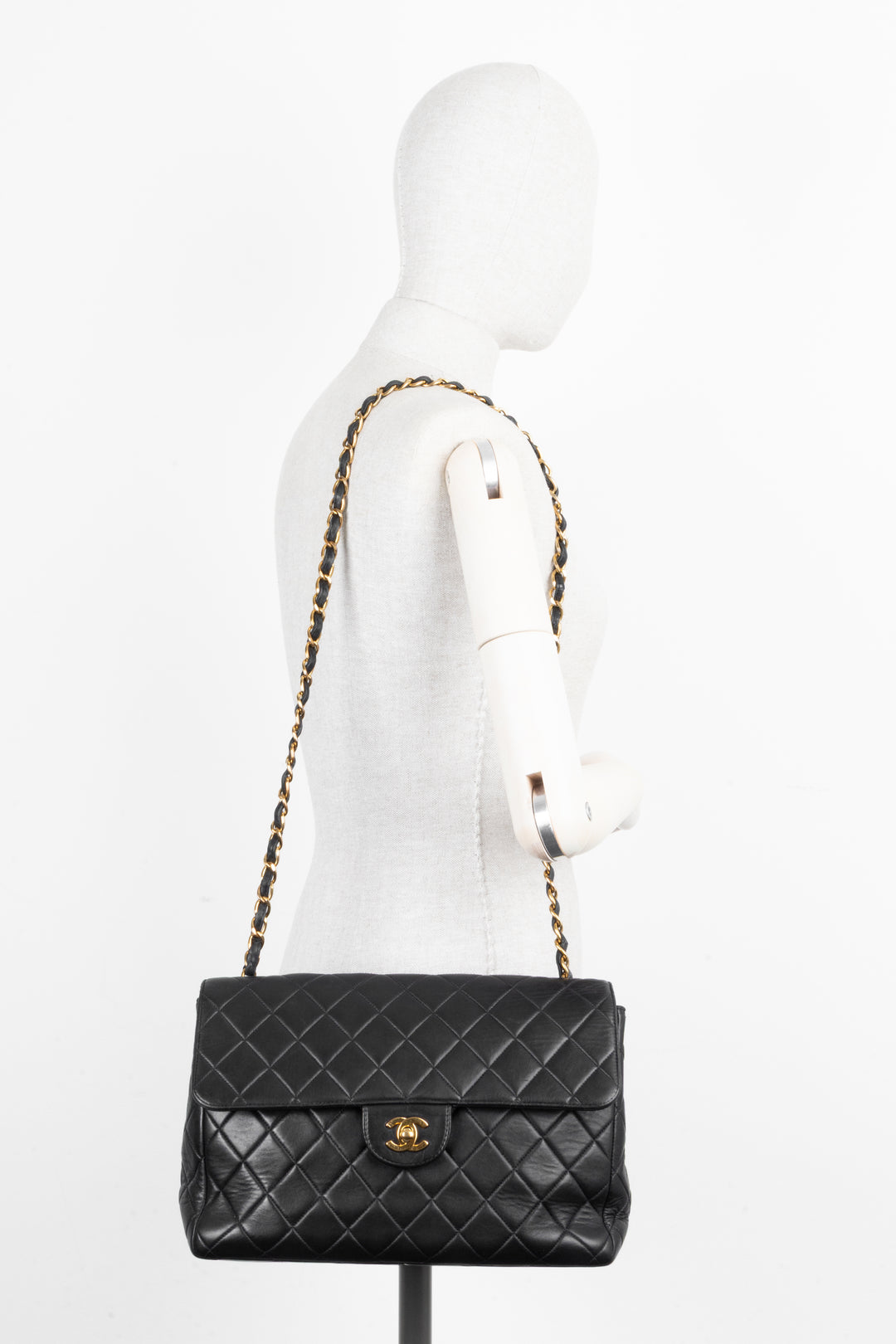 CHANEL Single Flap Bag Black