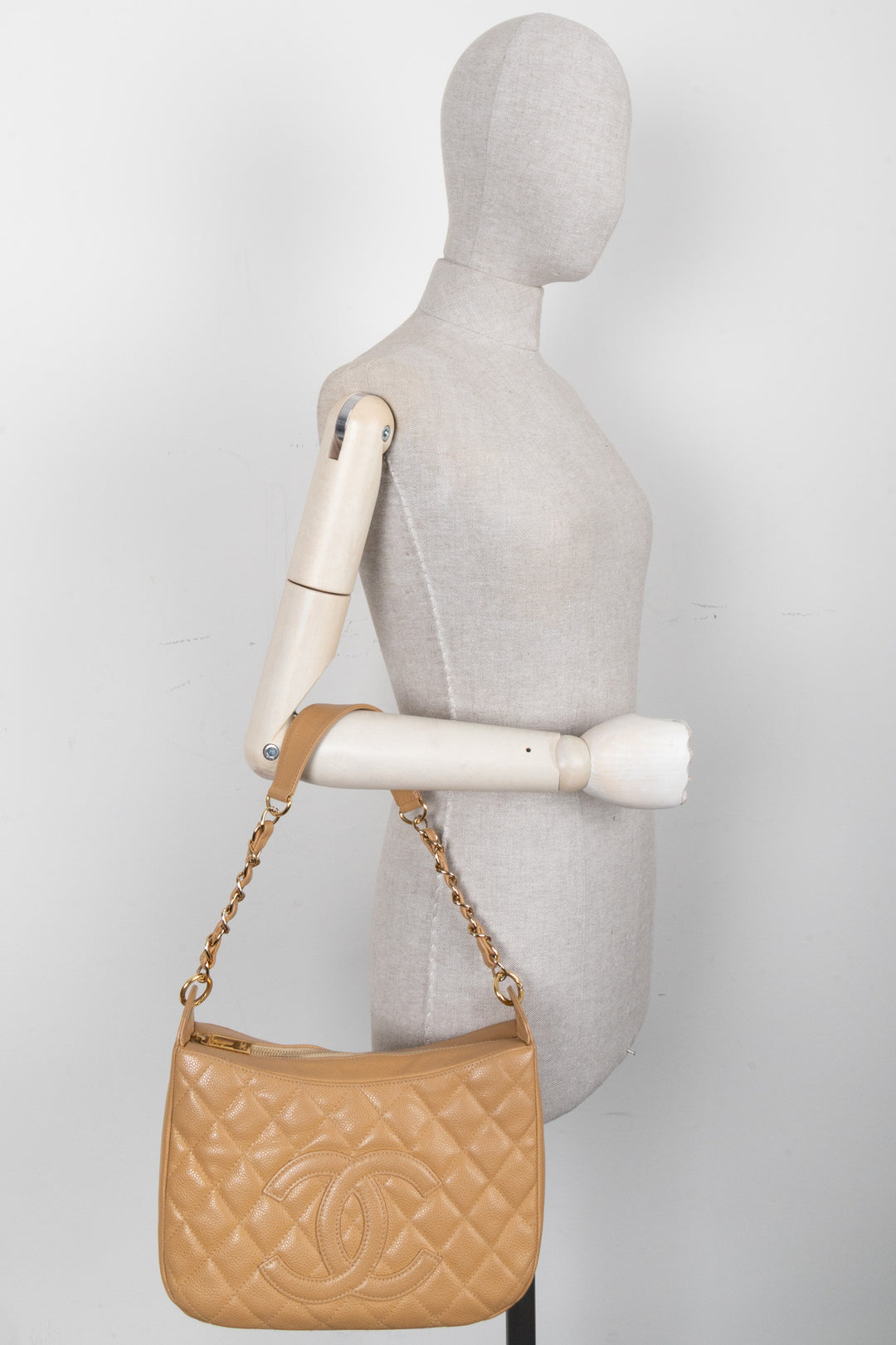 CHANEL CC Quilted Shoulder Bag Caviar Beige