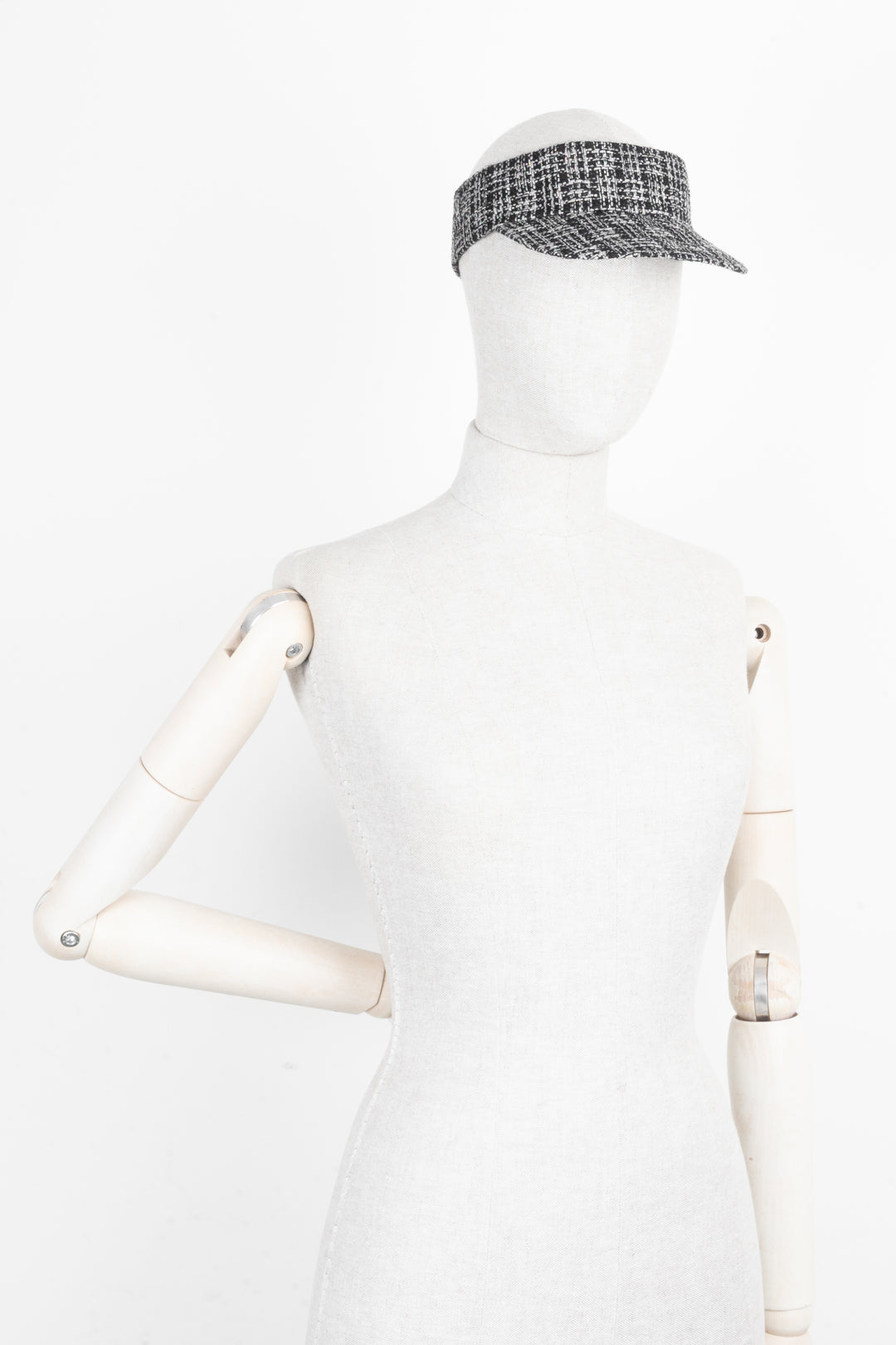 CHANEL 2019 Tweed Visor Houndstooth Black White