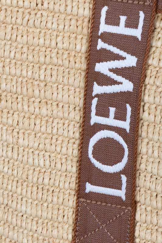 LOEWE Fold Shopper en raphia beige