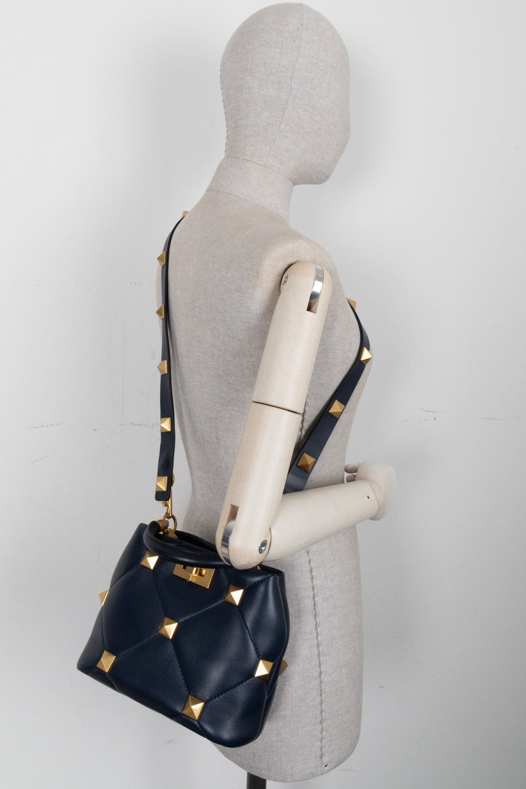 VALENTINO Roman Stud The Handle Bag Small Navy