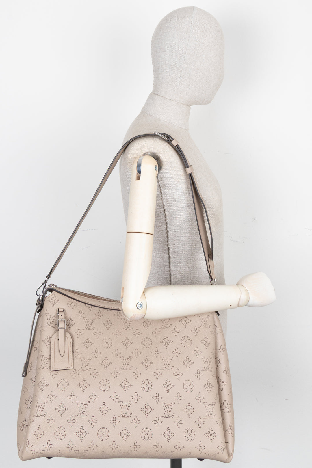 LOUIS VUITTON Hand It All GM Tote Bag Mahina Galet