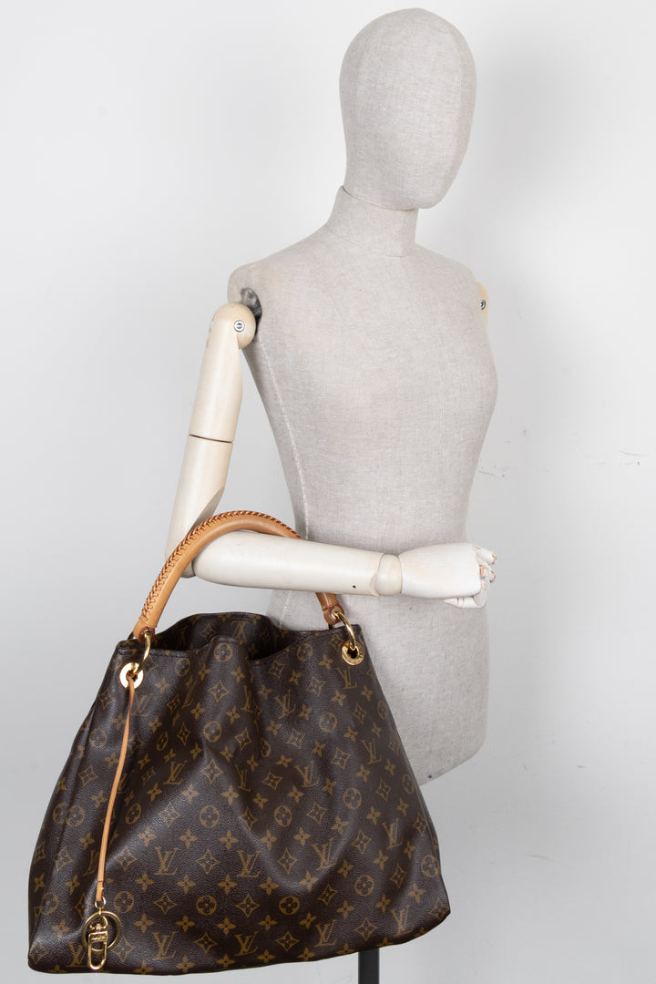 LOUIS VUITTON Artsy Hobo Bag MNG Canvas