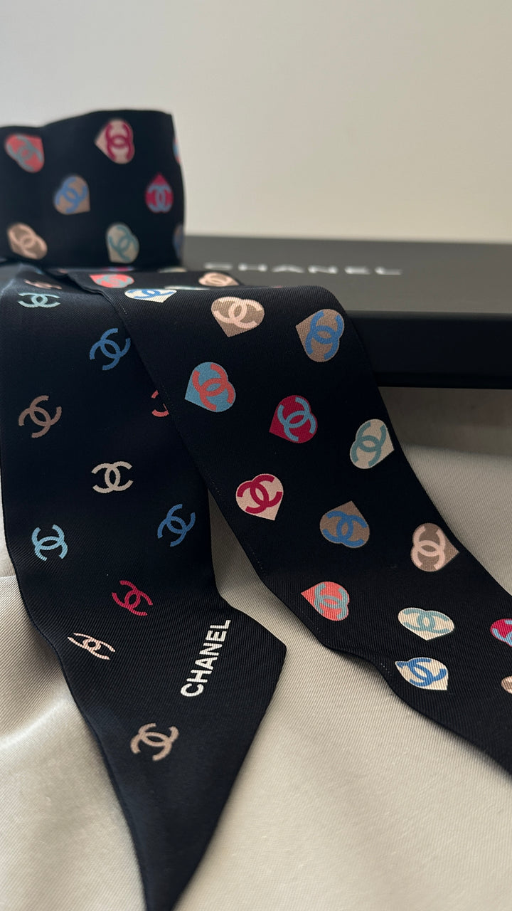 CHANEL CC Heart Twilly Multicolor Black