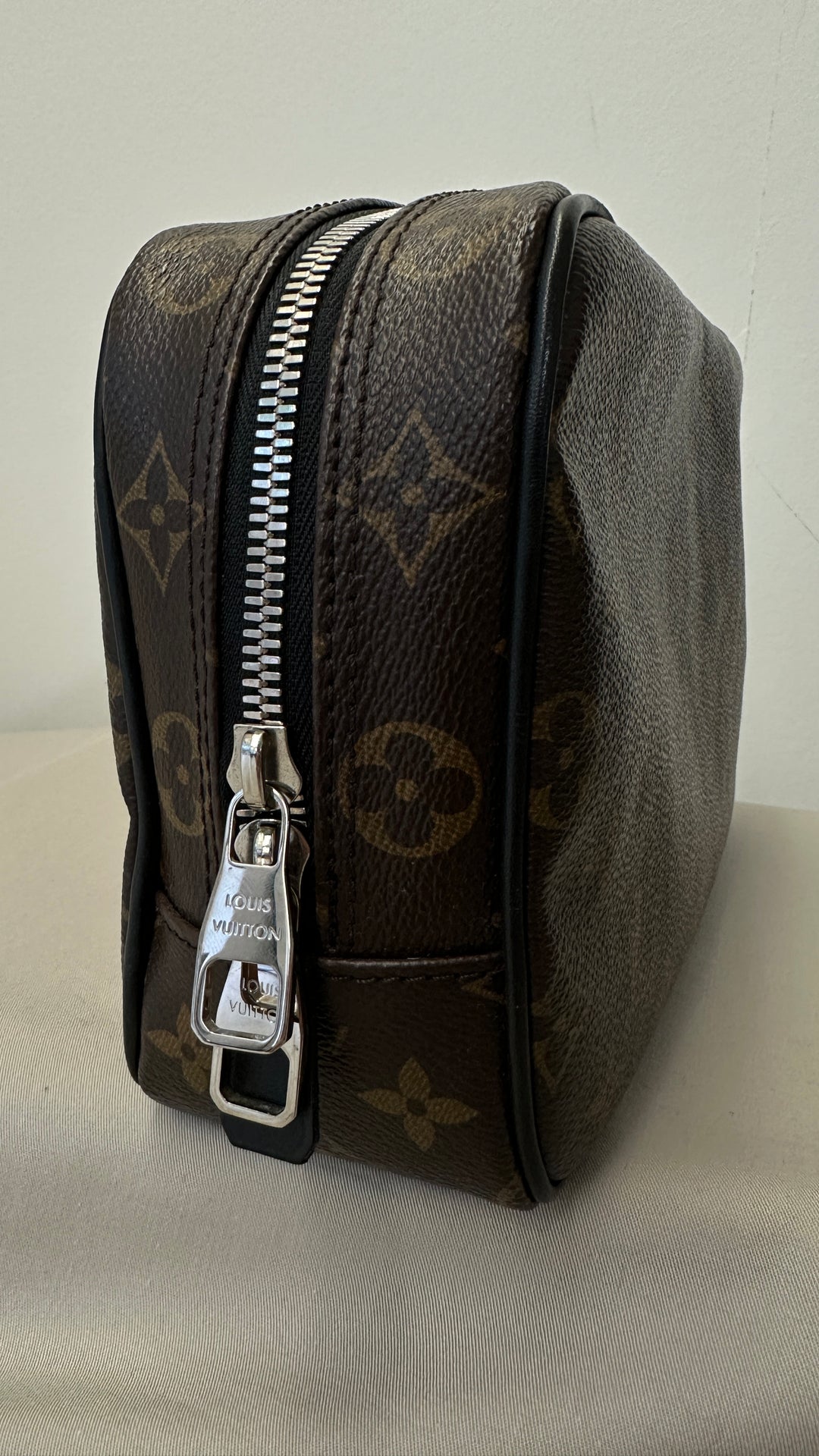 LOUIS VUITTON Toiletry Zip Pouch MNG Canvas