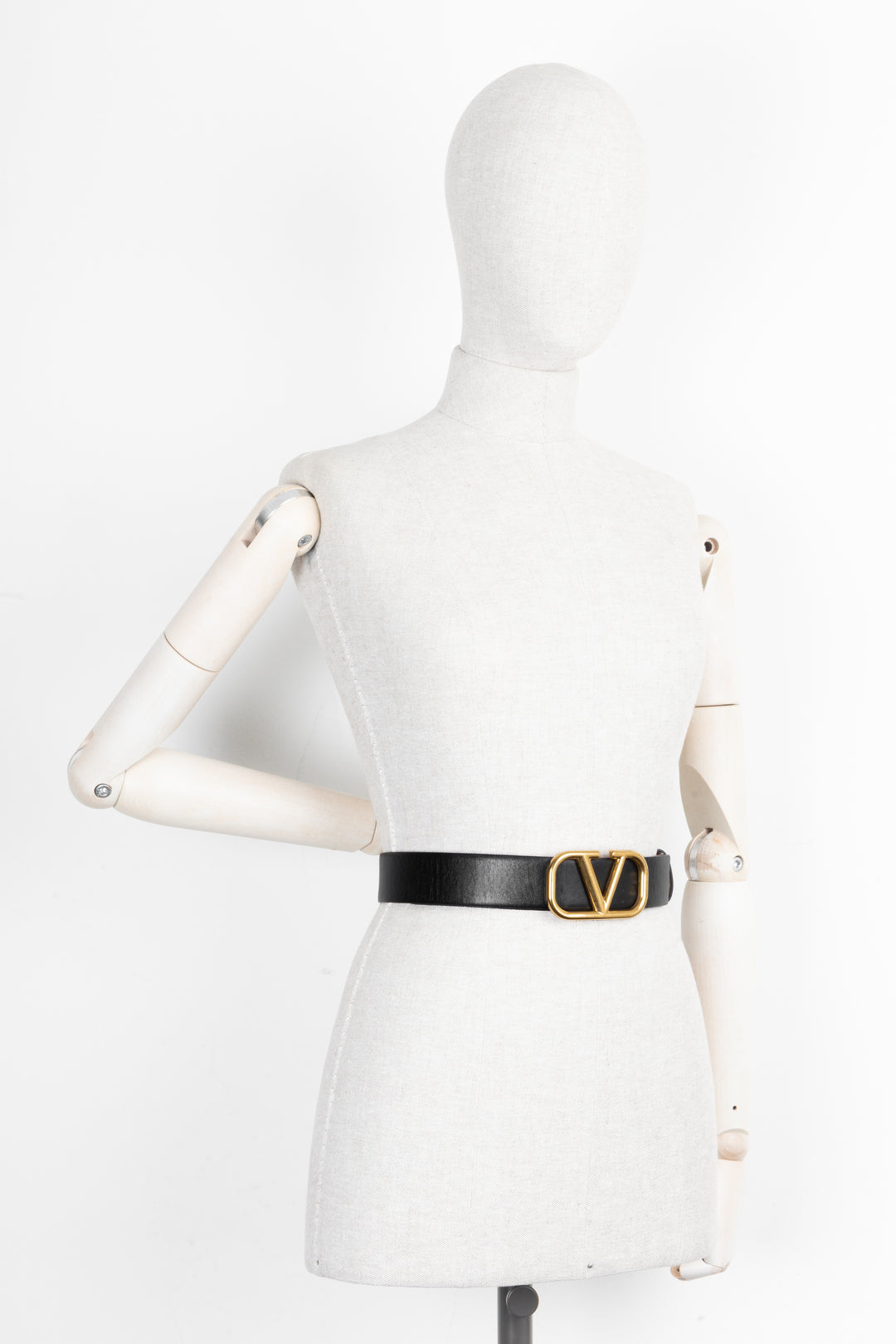 VALENTINO Reversible V Logo Belt Leather Black Red