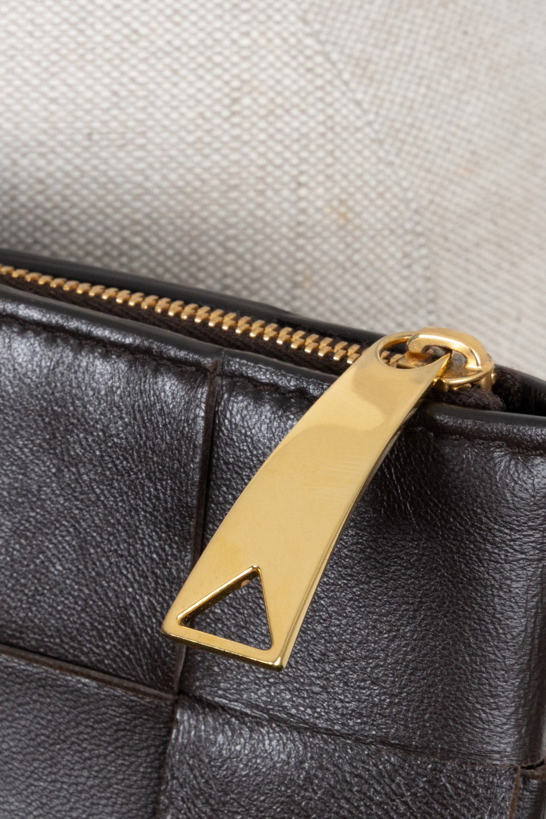 BOTTEGA VENETA Intrecciato Leather Pouch Fondant