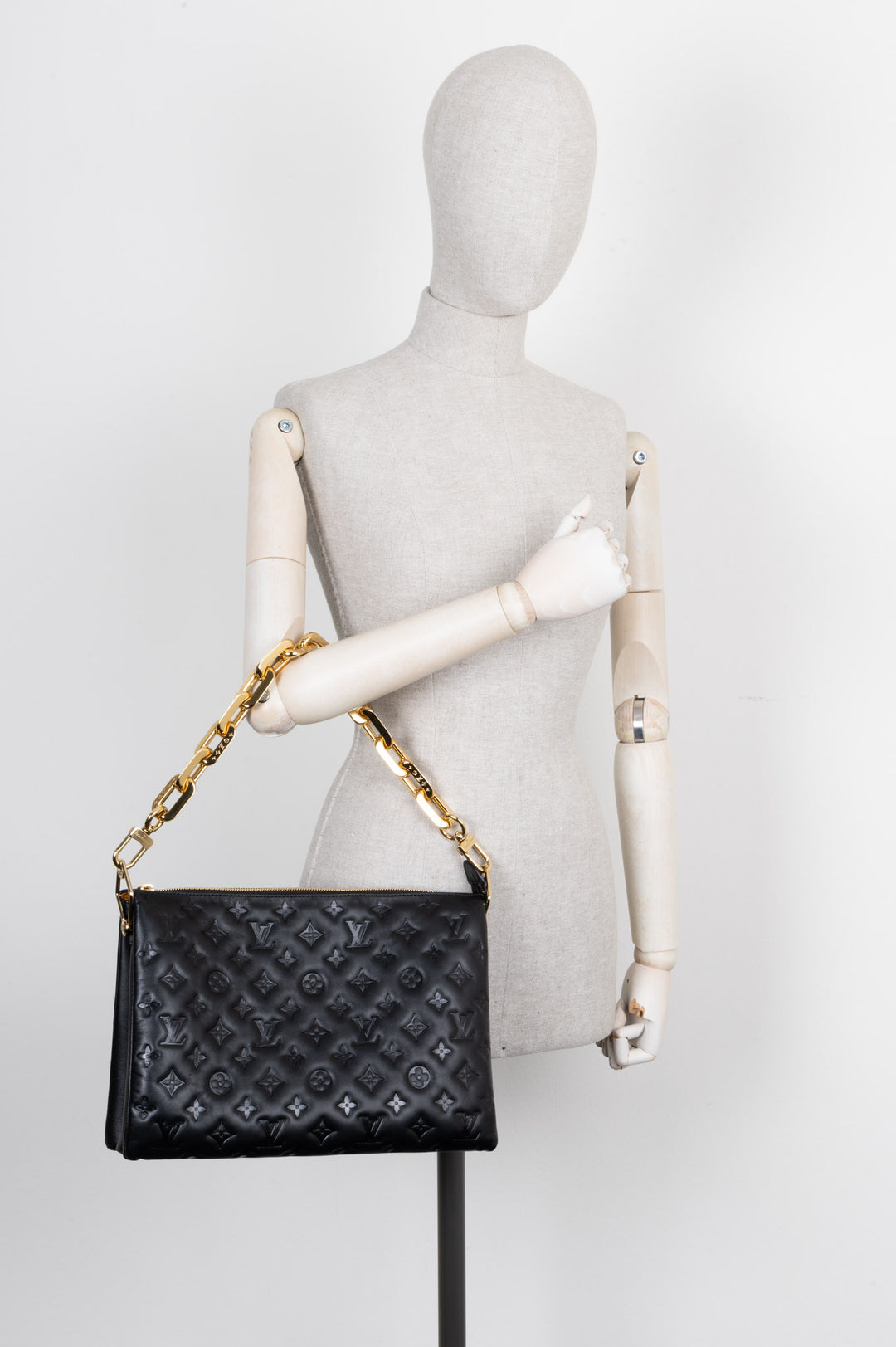 LOUIS VUITTON Coussin MM Black